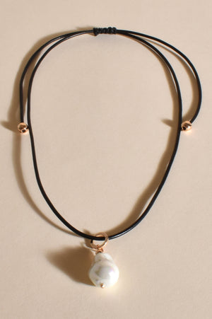 Baroque Pearl Drop Adjustable Leather Necklace